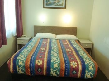Ashton Townhouse Motel And Suites - Tweed Heads Accommodation 3