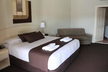 Bowen Inn Motel - Accommodation Port Macquarie 1