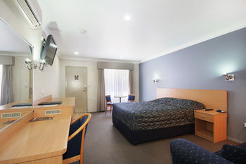 Edward Parry Motel & Apartments - Accommodation Noosa 4