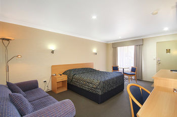 Edward Parry Motel & Apartments - Accommodation Noosa 7