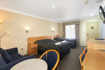 Edward Parry Motel & Apartments - Accommodation Noosa 9