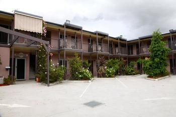 Station Hotel Motel Kurri Kurri - Accommodation Mermaid Beach 9