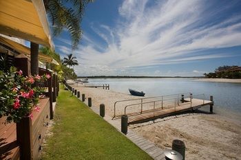 Skippers Cove Waterfront Resort - Accommodation Mermaid Beach 2