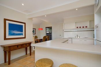 Skippers Cove Waterfront Resort - Accommodation Noosa 15