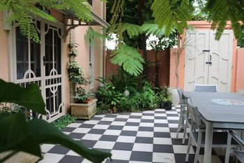 Maison De May Boutique Bed &breakfast - Accommodation Noosa 1