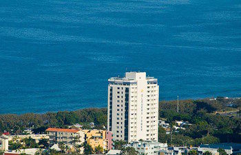 Elouera Tower Beachfront Apartments - Accommodation Mermaid Beach 1