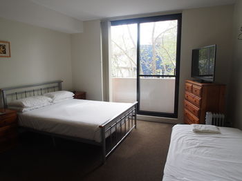 Atelier Serviced Apartments - Accommodation Noosa 4
