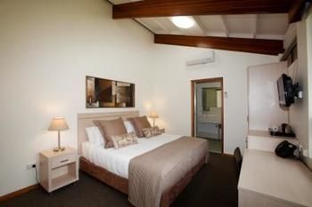 Hunter Valley Hotel Academy - Accommodation Noosa 3