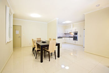 Astina Serviced Apartments - Central - thumb 8