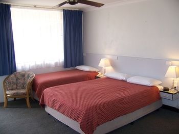 Beach Motel Woolgoolga - Accommodation NT 2