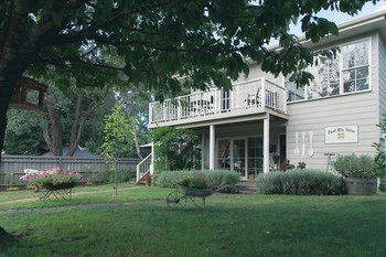 The Heart Of Emerald Bed & Breakfast - thumb 46