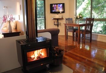 Montville Grove Romantic Cottages - Accommodation NT 8