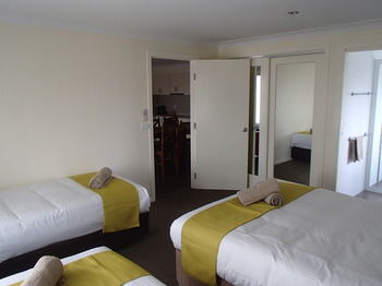 Manera Heights Apartment Motel - Accommodation NT 27