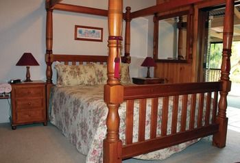 Peppertree Cottage - Accommodation NT 12