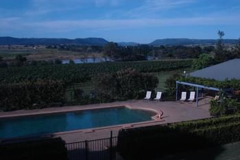 Tranquil Vale Vineyard & Cottages - thumb 2