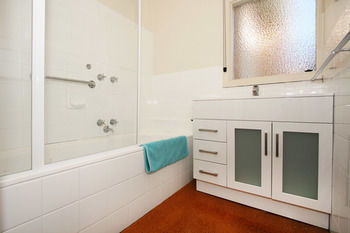 Lisson Holiday Rental - Accommodation in Brisbane