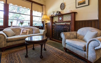 Strathvea Guest House - Accommodation NT 4