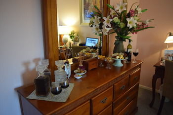 Meurants Manor Bed And Breakfast - Accommodation NT 53