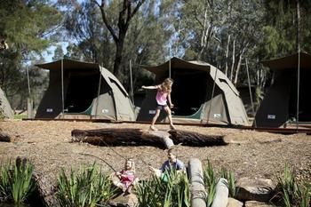 Billabong Camp, Taronga Western Plains Zoo - thumb 13