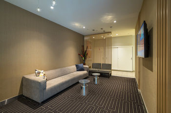 StayIcon Serviced Apartments - thumb 6