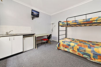 Sinclairs City Hostel - Accommodation NT 13
