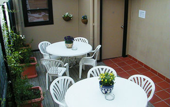 Sinclairs City Hostel - Accommodation NT 30