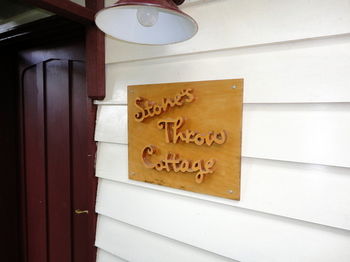 Stones Throw Cottage Bed & Breakfast - Accommodation NT 9