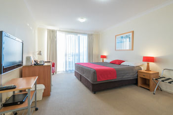 The Brighton Apartments - Accommodation NT 16