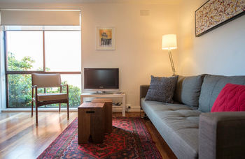 Apartment2c - Carnaby - Hervey Bay Accommodation