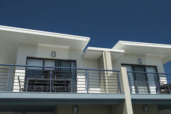 Mollymook Beachfront Executive Apartment - Accommodation NT 8