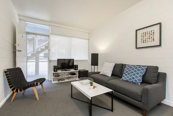 Apartment2c - Lennox 10 - Accommodation NT 6
