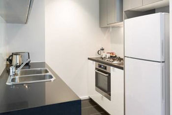 Melbourne Short Stay Apartments Power Street - Accommodation NT 15