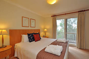 Villa Christian At Cypress Lakes Resort - Accommodation NT 10