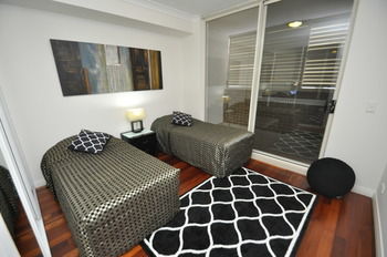 Camperdown 11 Briggs Furnished Apartment - Accommodation NT 3