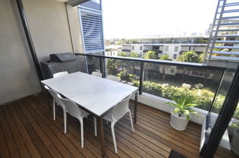 Camperdown 608 St Furnished Apartment - Accommodation Airlie Beach