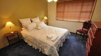 Castle Hill 60A Gil Furnished Apartment - Accommodation NT 4