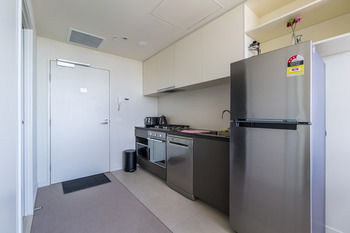 StayIcon Serviced Apartment On Collins - Accommodation NT 6