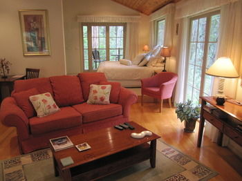 Myers Creek Cascades Luxury Cottages - Accommodation NT 5