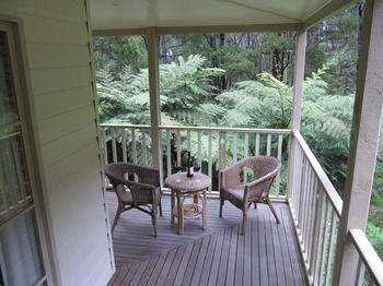 Myers Creek Cascades Luxury Cottages - Accommodation NT 6