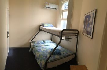 22 Travellers Accommodation - Hostel - thumb 16