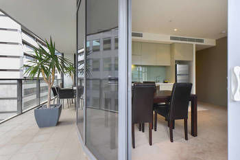 Melbourne Fully Self Contained 1 Bed Apartment 607 Qun - Accommodation NT 0