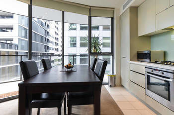 Melbourne Fully Self Contained 1 Bed Apartment 607 Qun - Accommodation NT 8