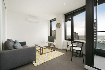 Melbourne Fully Self Contained Modern 1 Bed Apartment 4505A - thumb 7