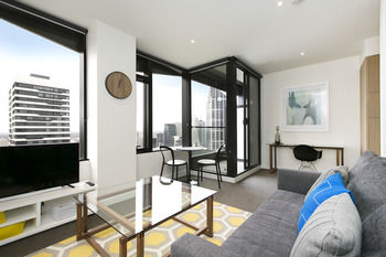 Melbourne Fully Self Contained Modern 1 Bed Apartment 4505A - Accommodation NT 8