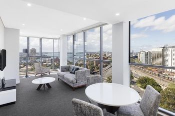 Meriton Serviced Apartments North Sydney - thumb 9