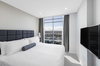 Meriton Serviced Apartments North Sydney - thumb 11