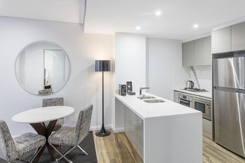 Meriton Serviced Apartments North Sydney - Accommodation NT 18