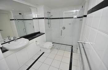 Sydney CBD 15 Mkt Furnished Apartment - Accommodation NT 1
