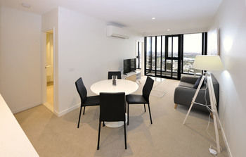 Homy Apartments Melbourne - Accommodation NT 27