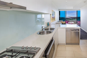 Melbourne Holiday Apartments Flinders Wharf - Accommodation NT 13
